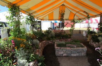 Getting ready for the fair. Photo: Marie Narlock